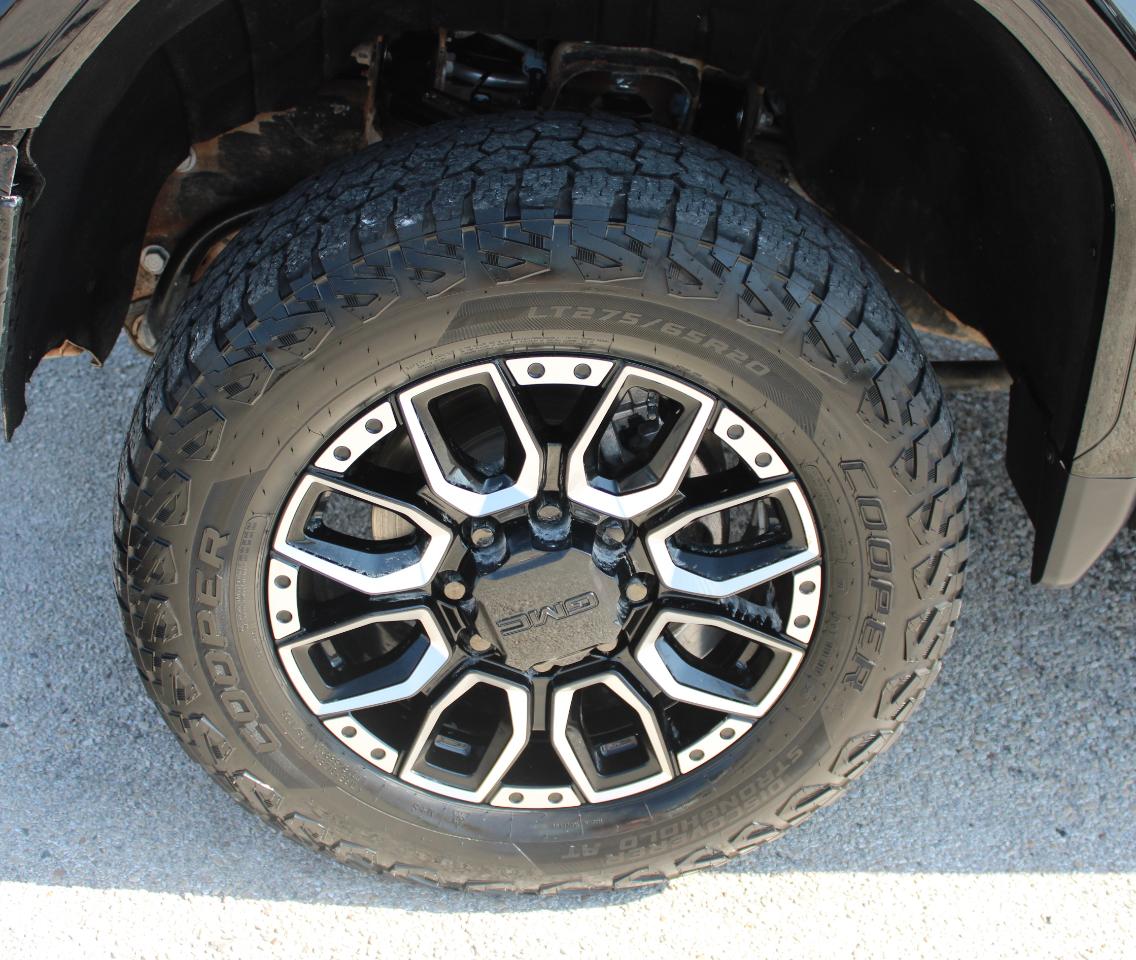 GMC Sierra 2500HD Denali Crew Cab 4WD SB 2025