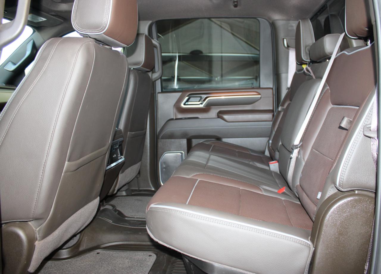 GMC Sierra 2500HD Denali Crew Cab 4WD SB 2025