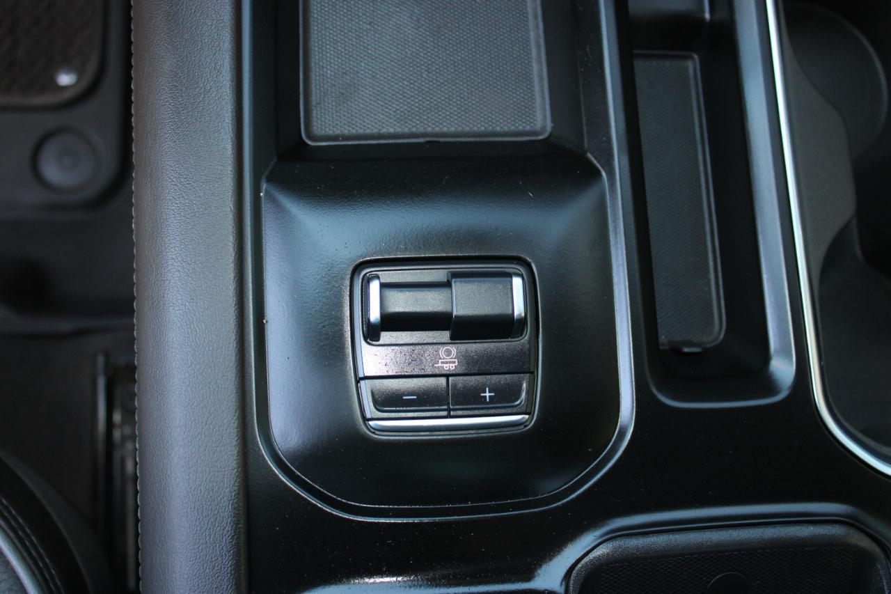 GMC Sierra 2500HD Denali Crew Cab 4WD SB 2025