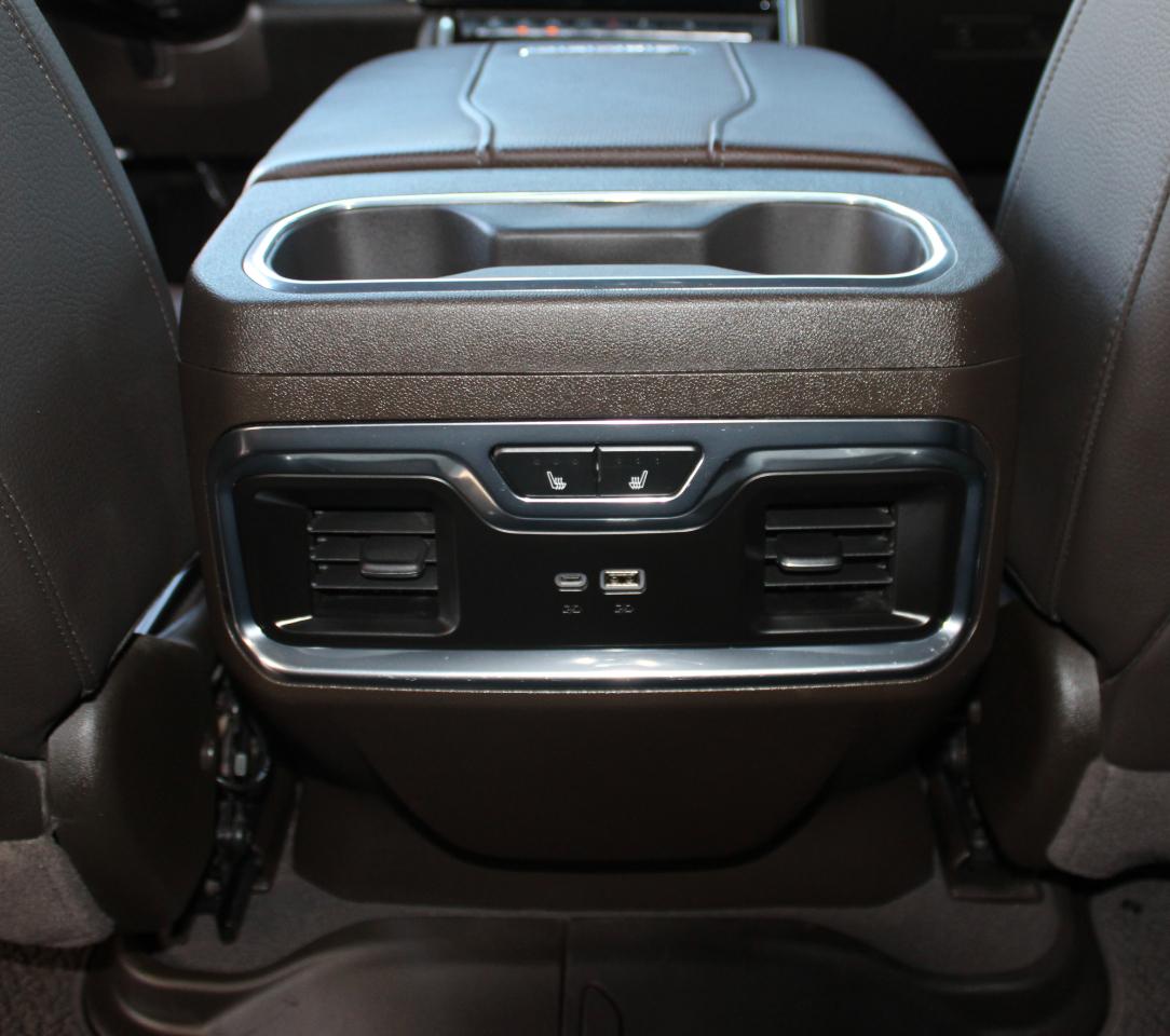 GMC Sierra 2500HD Denali Crew Cab 4WD SB 2025
