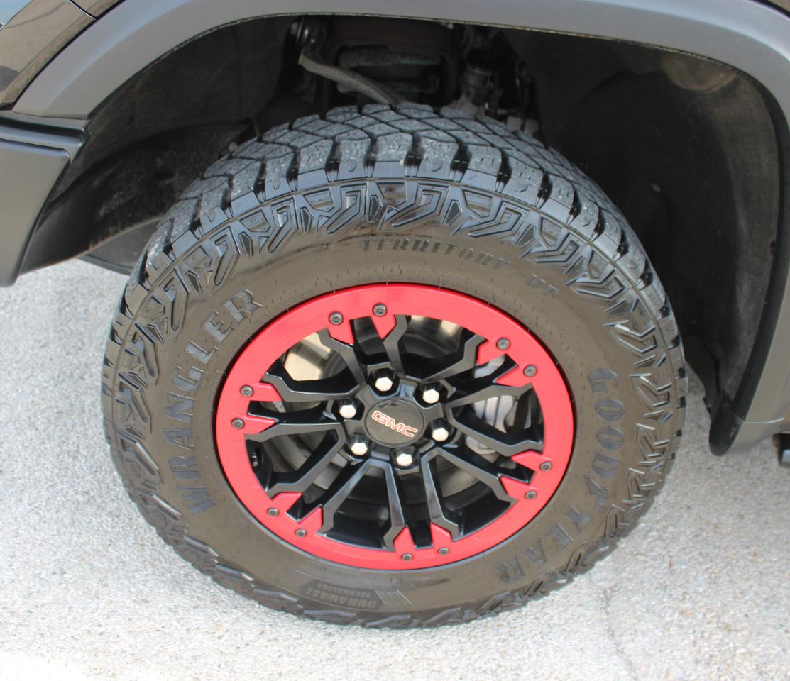 GMC Sierra 1500 AT4X Crew Cab 4WD 2024