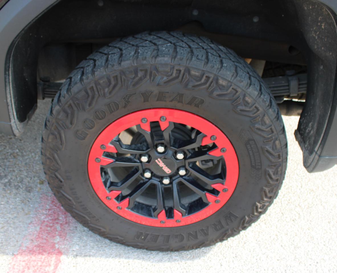 GMC Sierra 1500 AT4X Crew Cab 4WD 2024