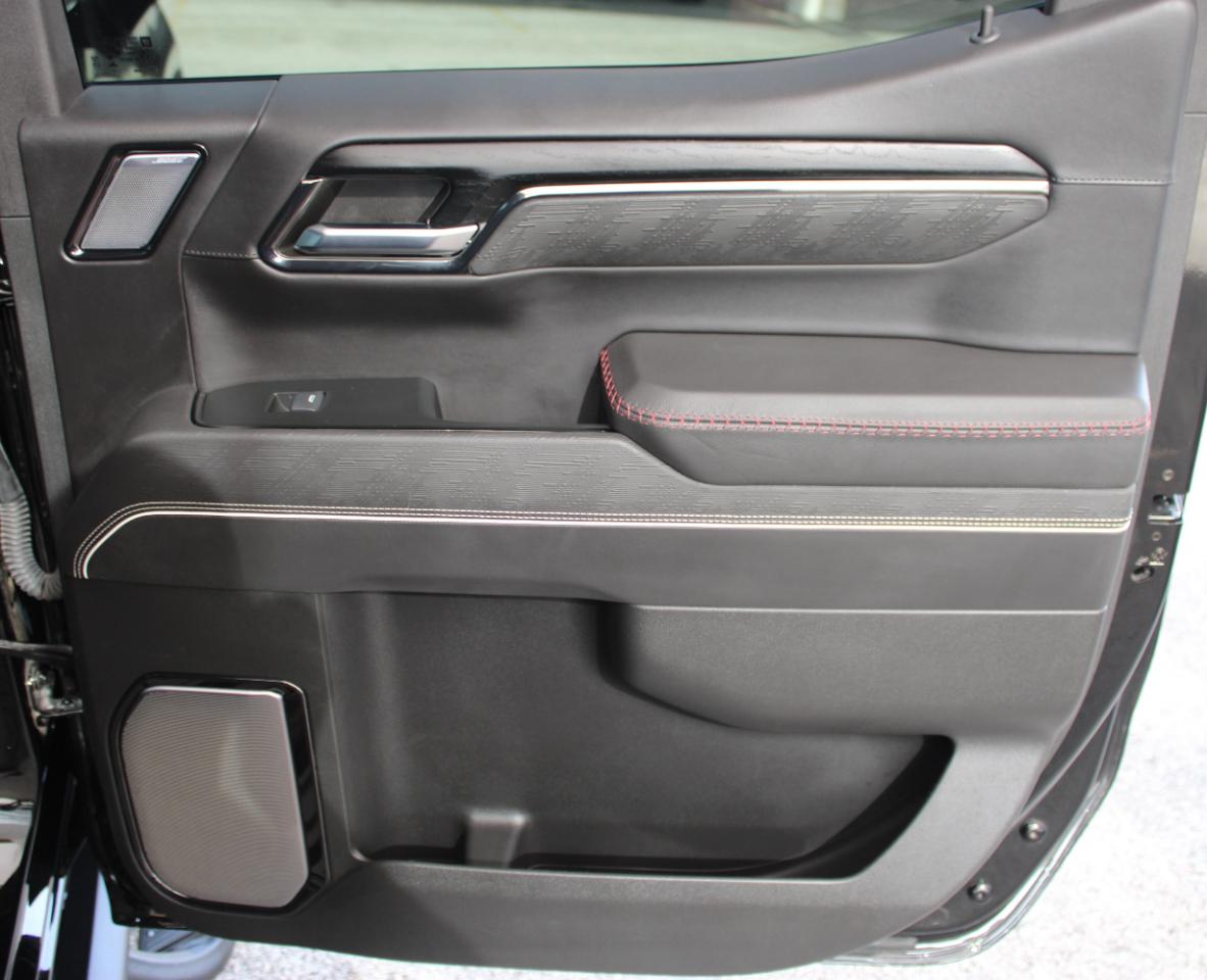 GMC Sierra 1500 AT4X Crew Cab 4WD 2024