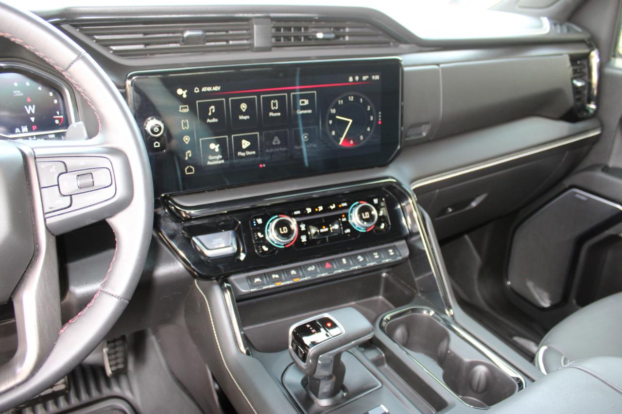 GMC Sierra 1500 AT4X Crew Cab 4WD 2024