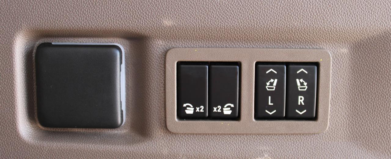 GMC Yukon Denali 4WD 2024