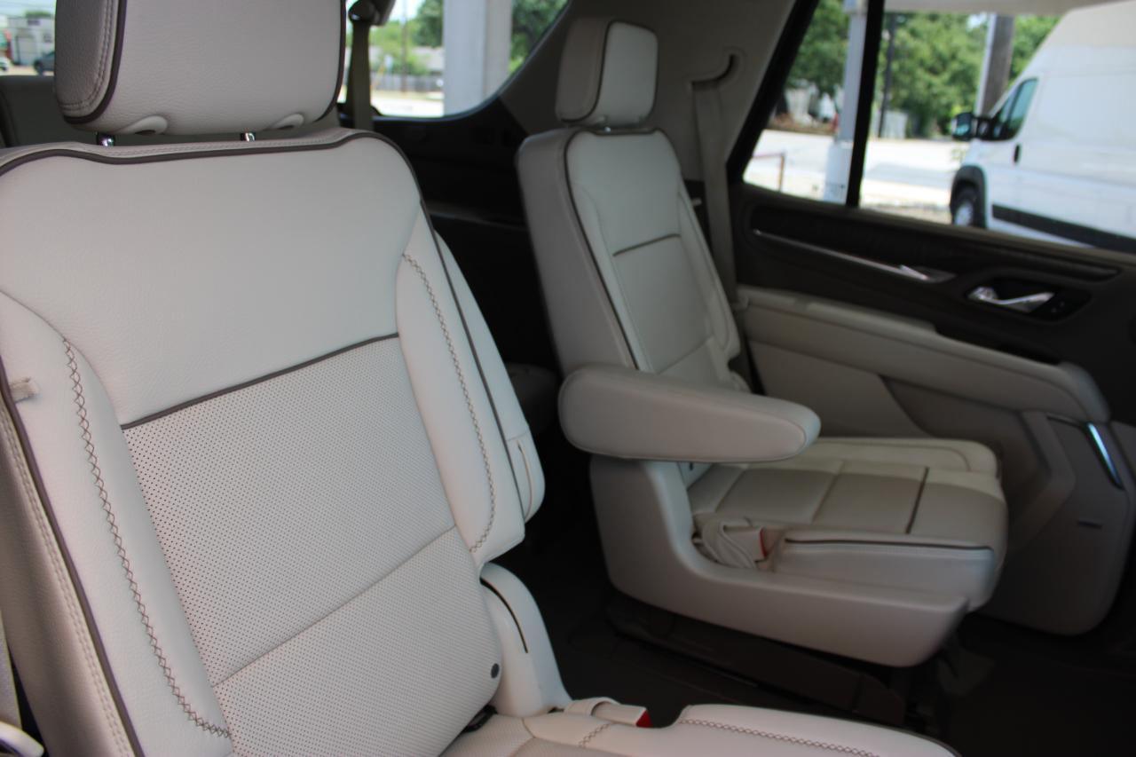 GMC Yukon Denali 4WD 2024