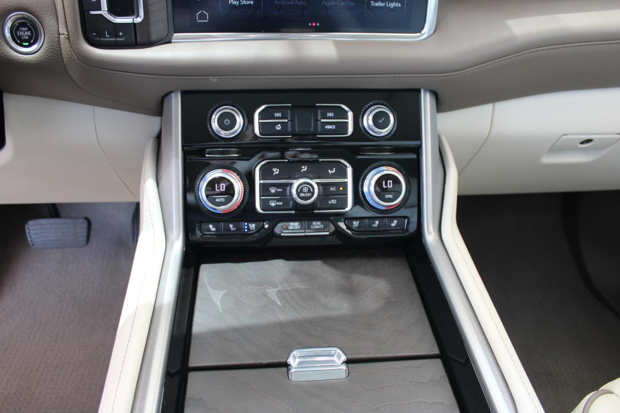 GMC Yukon Denali 4WD 2024