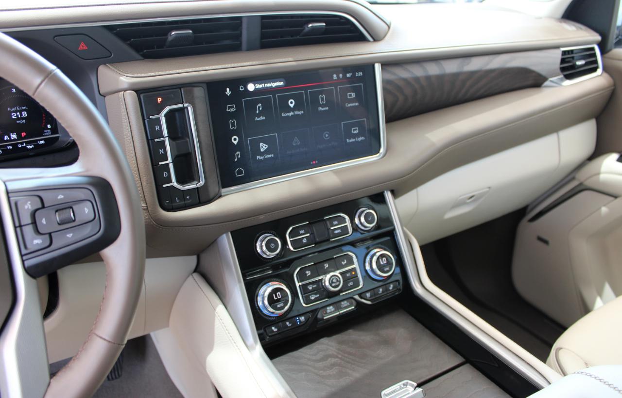 GMC Yukon Denali 4WD 2024