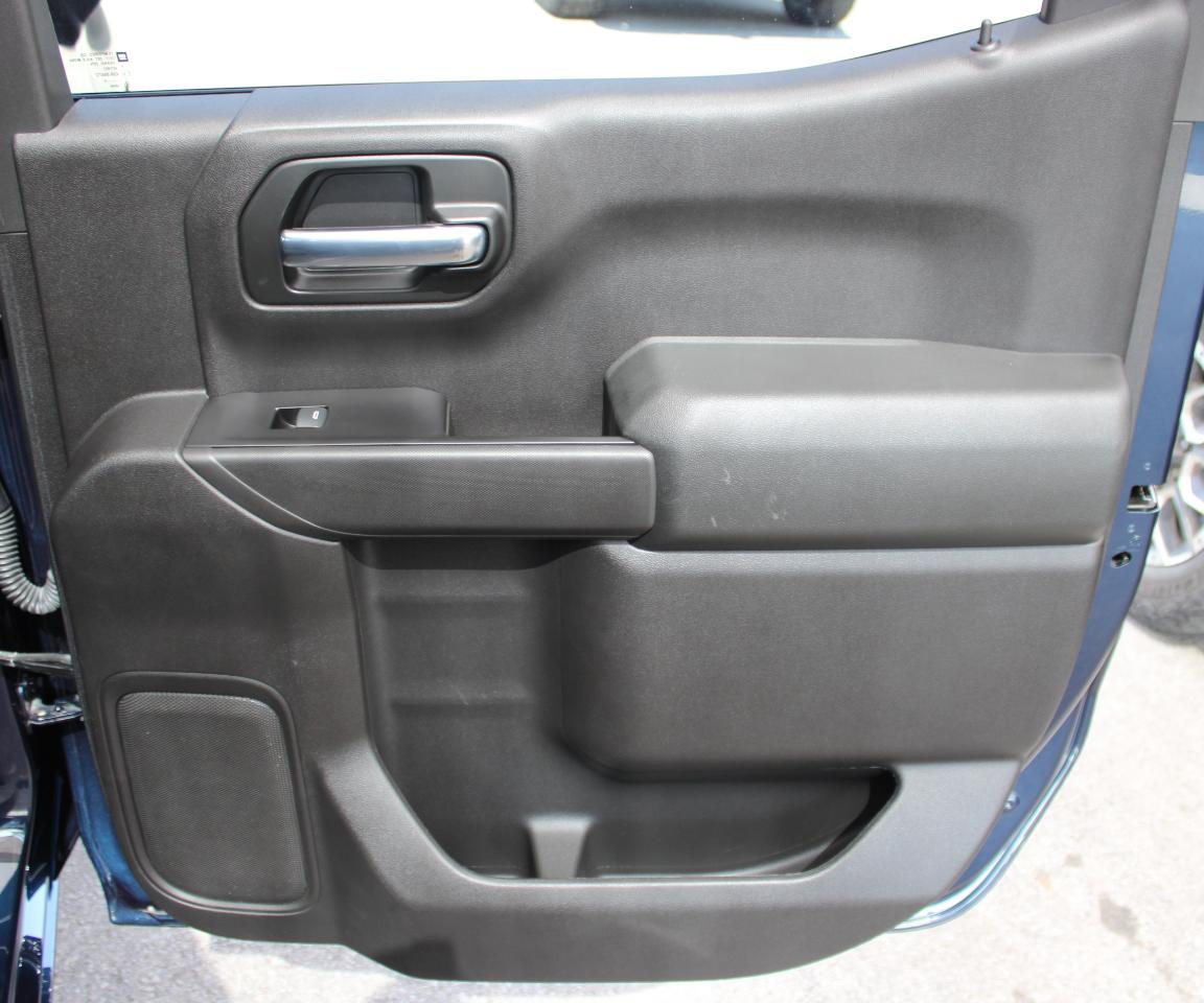 Chevrolet Silverado 1500 LT Crew Cab 4WD SWB 2020