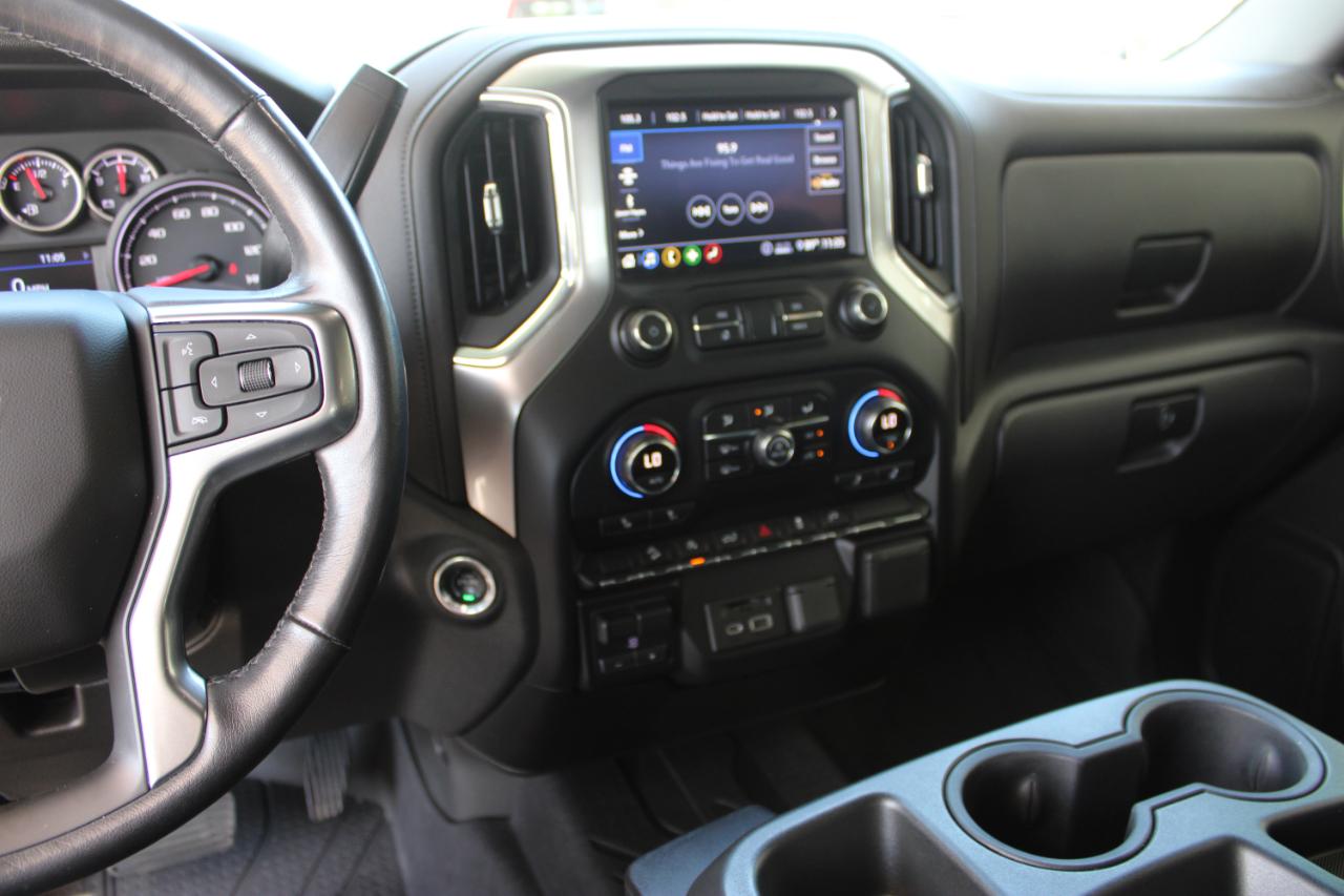 Chevrolet Silverado 1500 LT Crew Cab 4WD SWB 2020