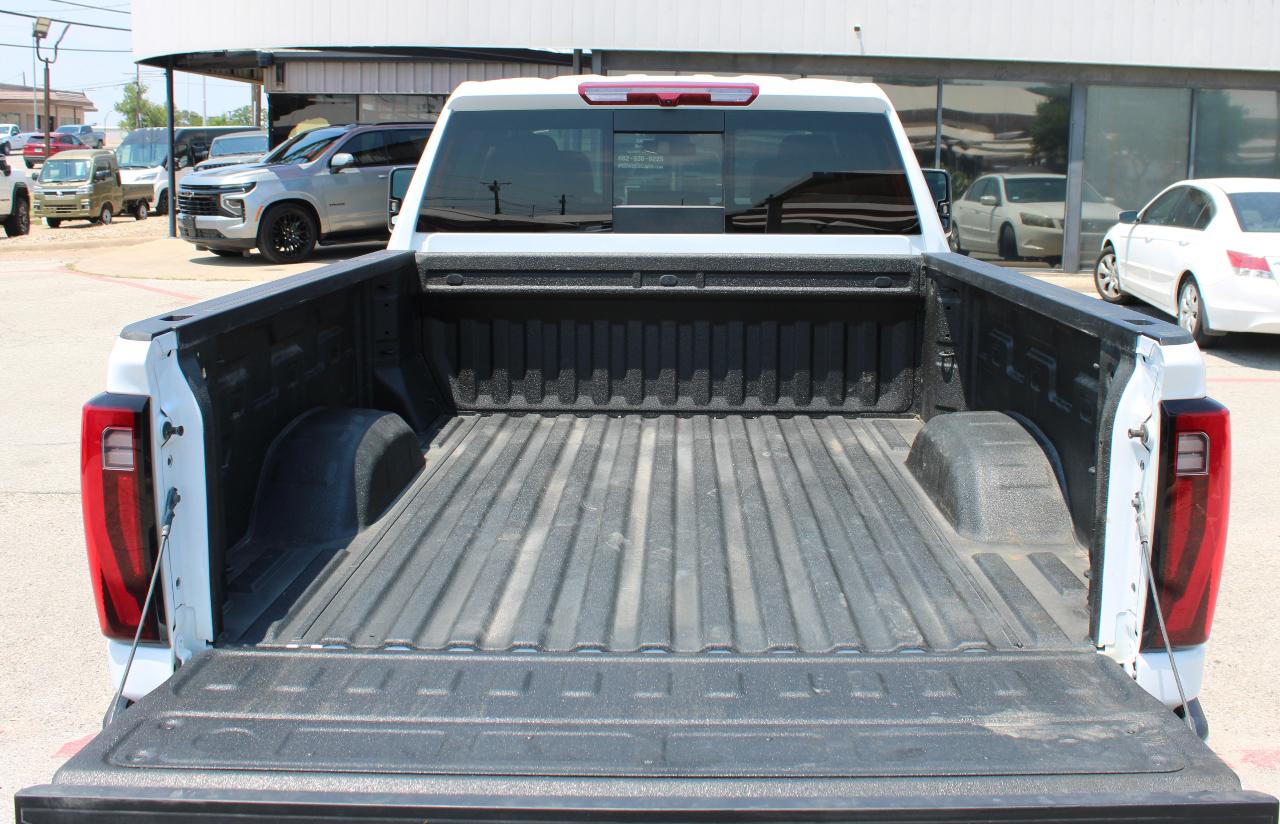 GMC Sierra 2500HD SLT Crew Cab 4WD 2026