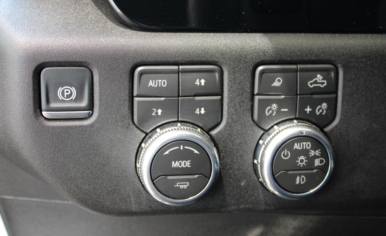 GMC Sierra 2500HD SLT Crew Cab 4WD 2026