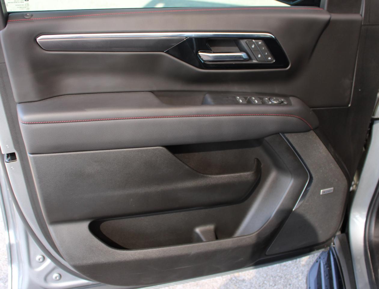 Chevrolet Tahoe RST 4WD 2025