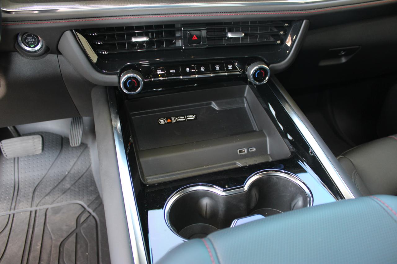 Chevrolet Tahoe RST 4WD 2025