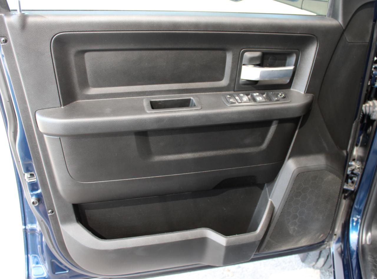 RAM 2500 Tradesman Crew Cab LWB 4WD 2019
