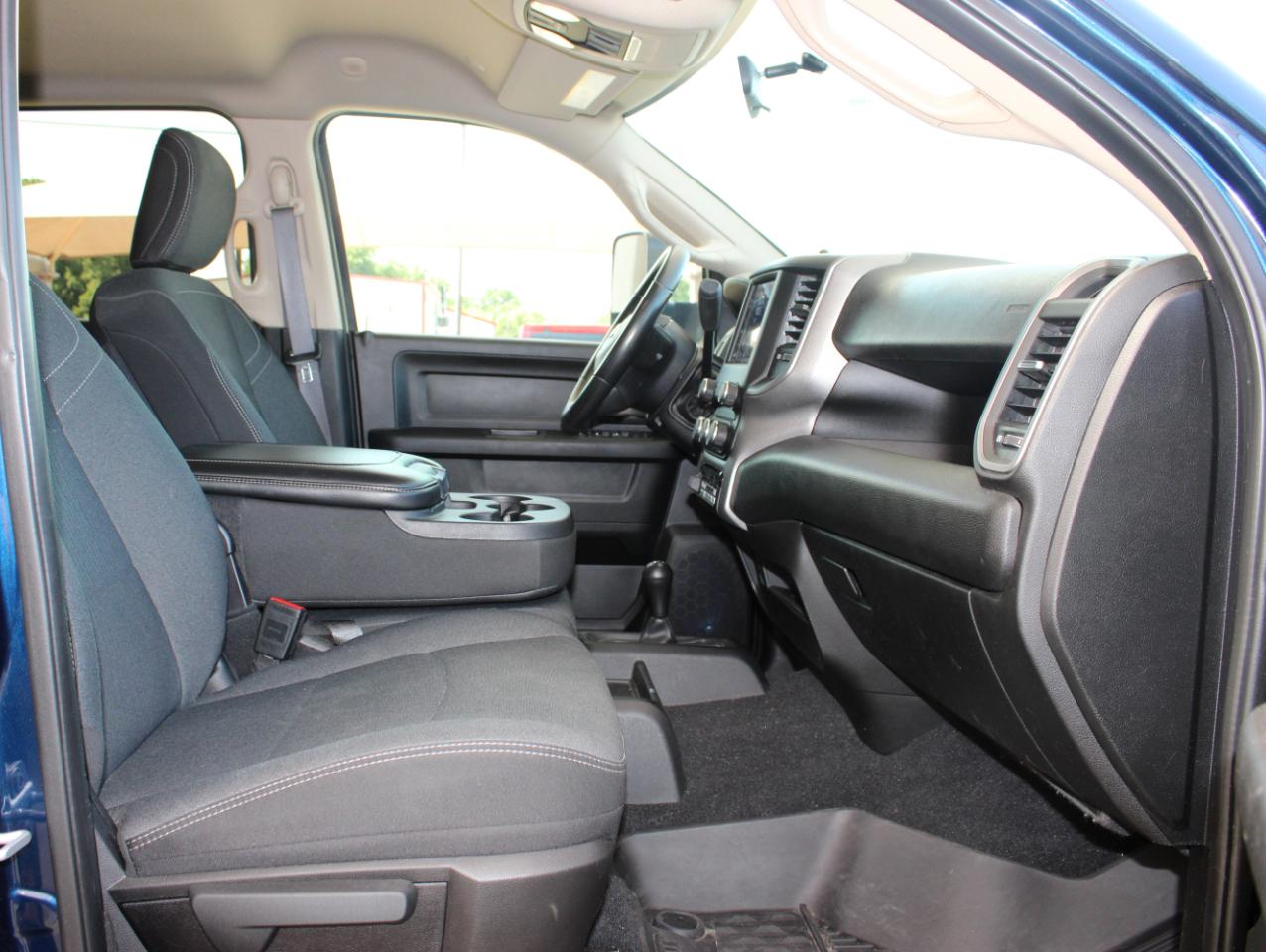 RAM 2500 Tradesman Crew Cab LWB 4WD 2019