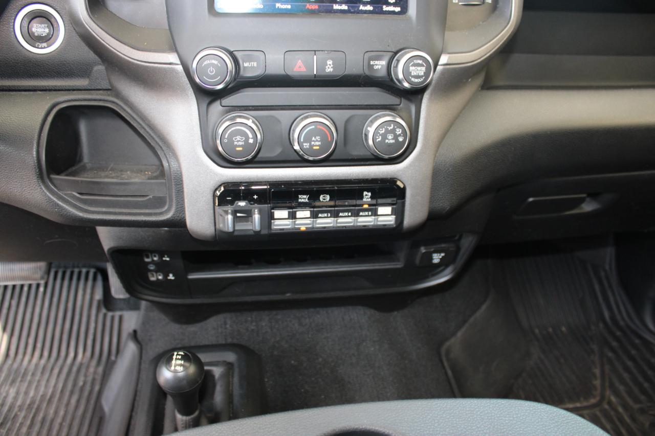 RAM 2500 Tradesman Crew Cab LWB 4WD 2019