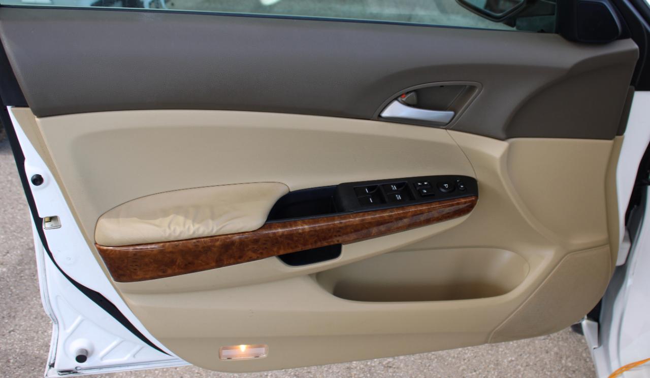 Honda Accord EX Sedan AT 2010