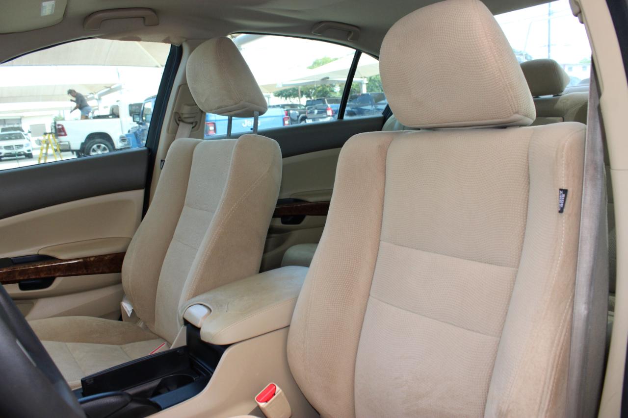 Honda Accord EX Sedan AT 2010