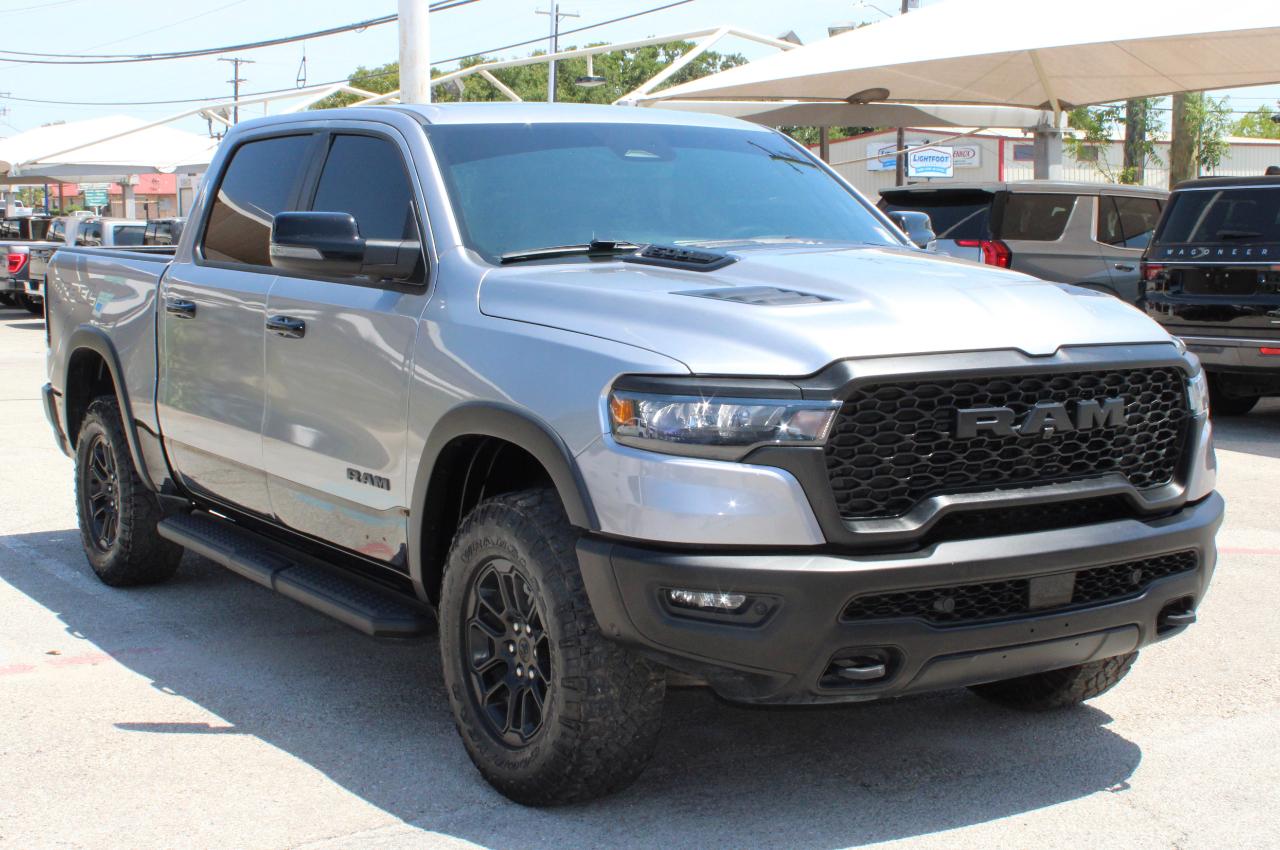 RAM 1500 Rebel Crew Cab SB 4WD 2025