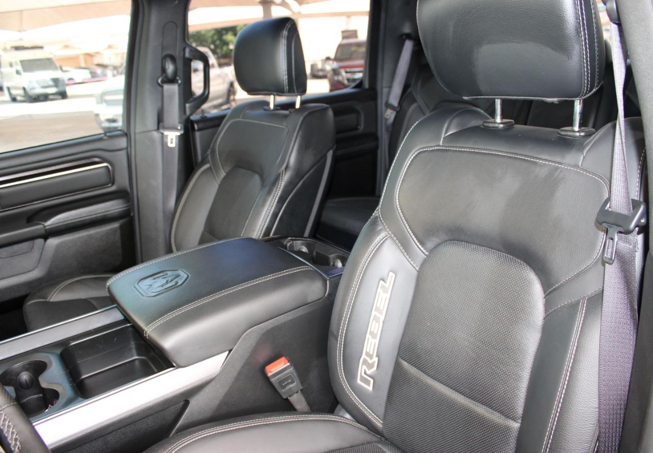 RAM 1500 Rebel Crew Cab SB 4WD 2025