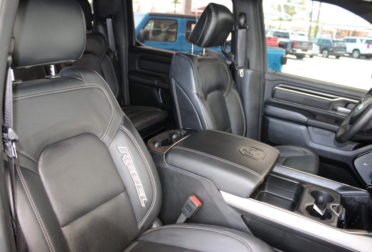 RAM 1500 Rebel Crew Cab SB 4WD 2025