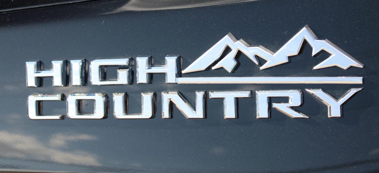 Chevrolet Silverado 1500 Limited High Country Crew Cab 4WD 2022
