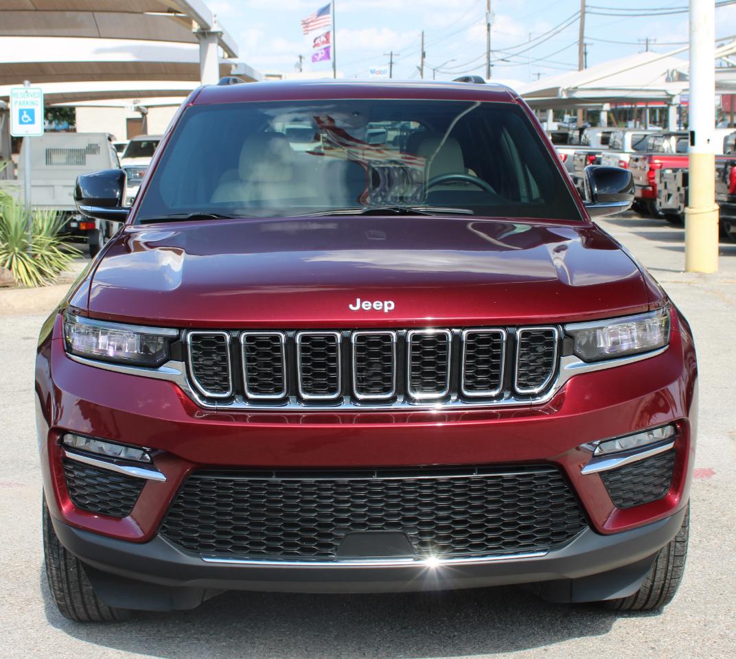 Jeep Grand Cherokee Limited 2WD 2025