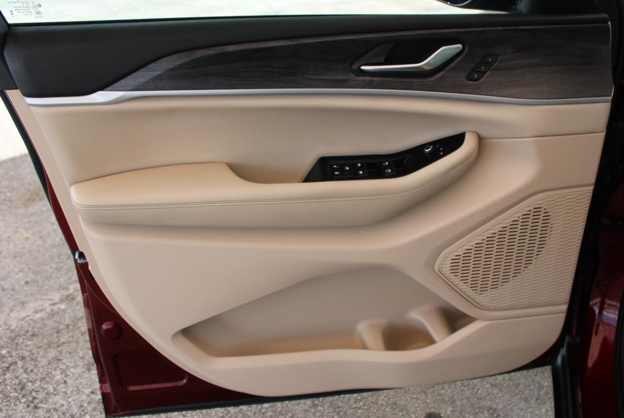 Jeep Grand Cherokee Limited 2WD 2025
