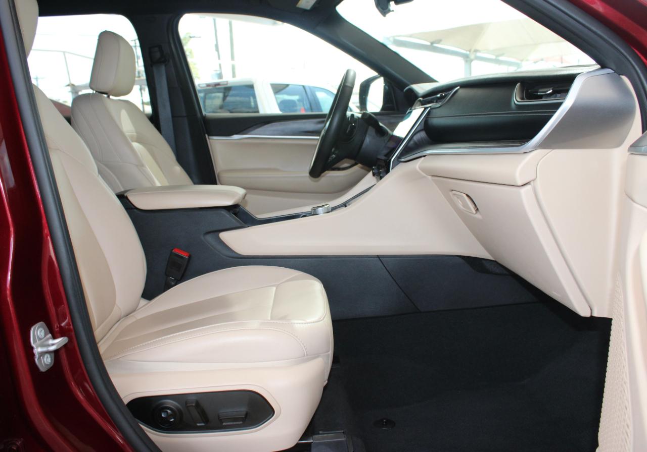 Jeep Grand Cherokee Limited 2WD 2025