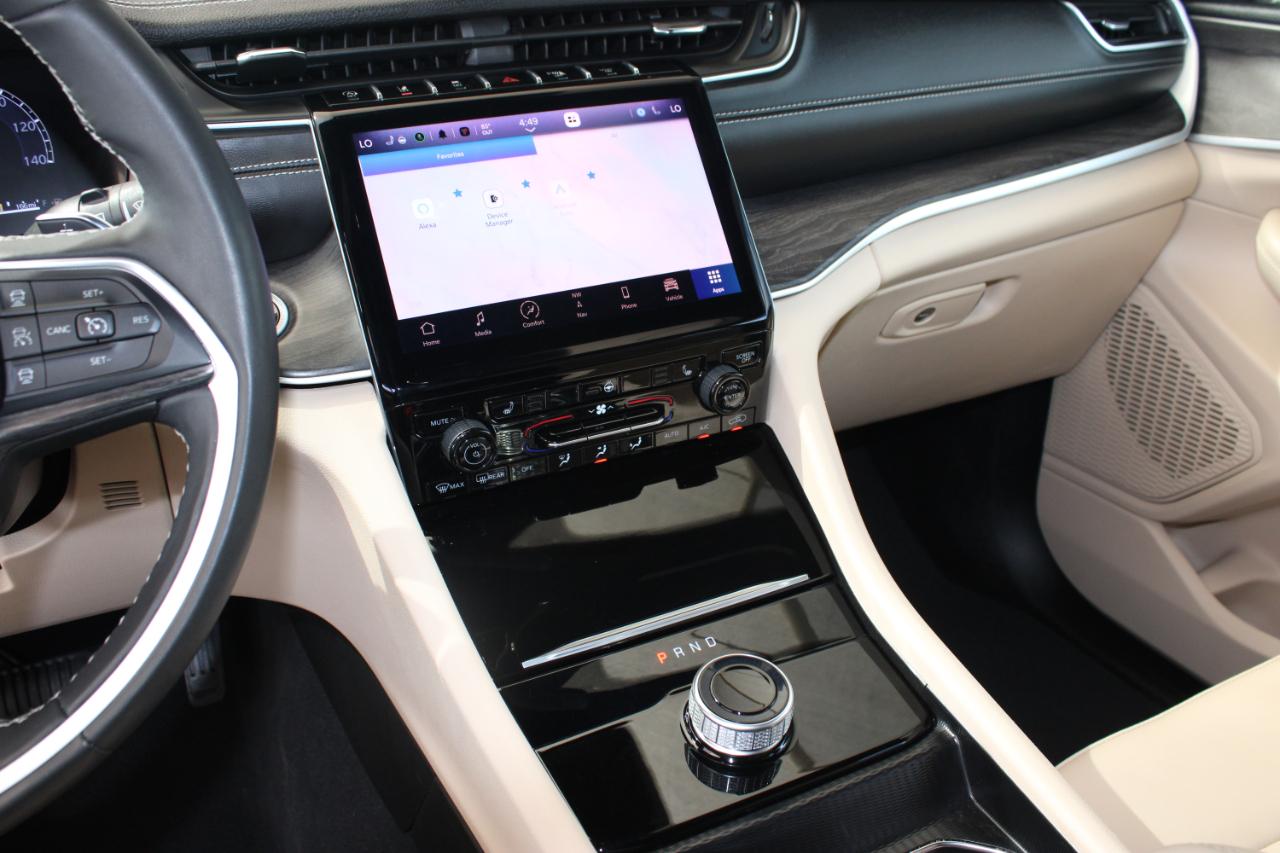 Jeep Grand Cherokee Limited 2WD 2025