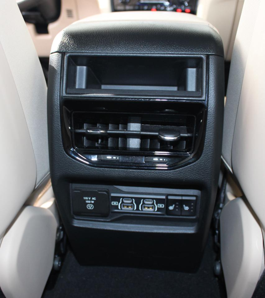 Jeep Grand Cherokee Limited 2WD 2025