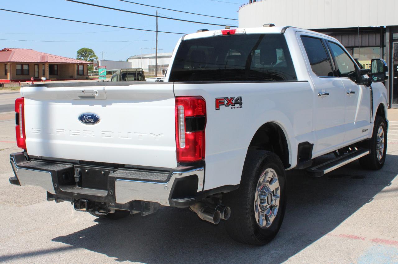 Ford F-250 SD Lariat Crew Cab 4WD 2025