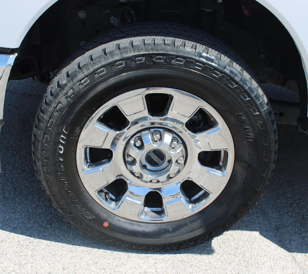 Ford F-250 SD Lariat Crew Cab 4WD 2025