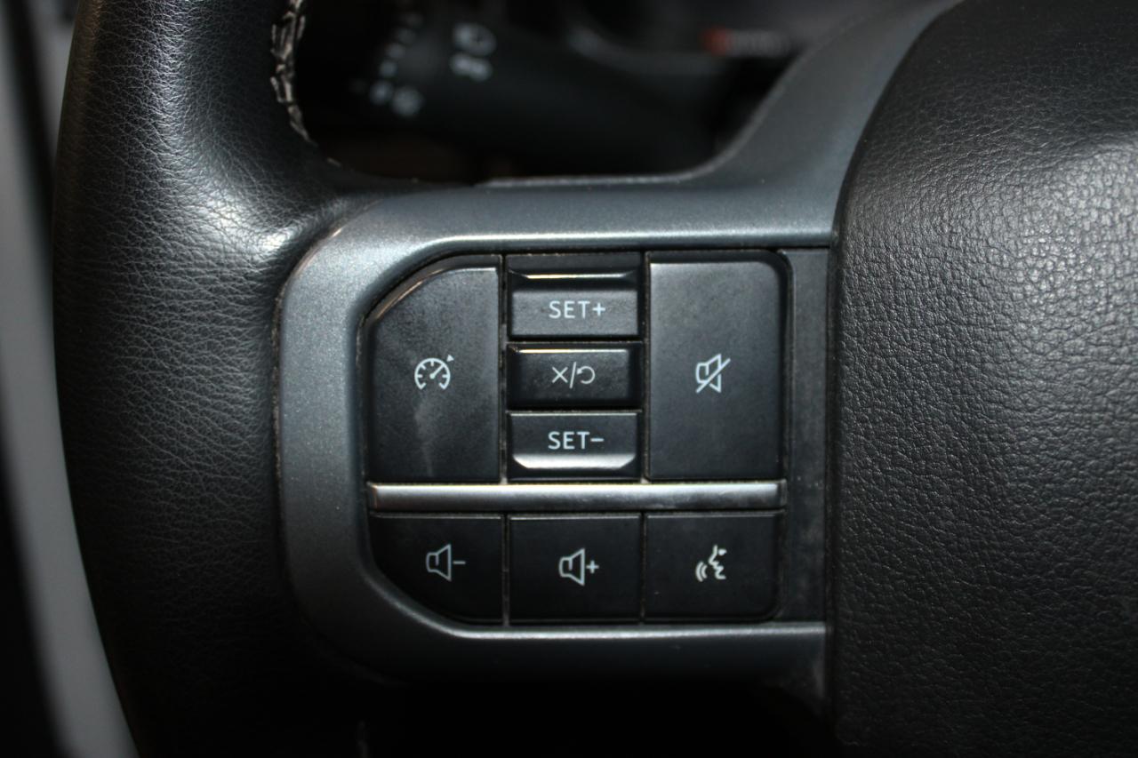 Ford F-250 SD Lariat Crew Cab 4WD 2025