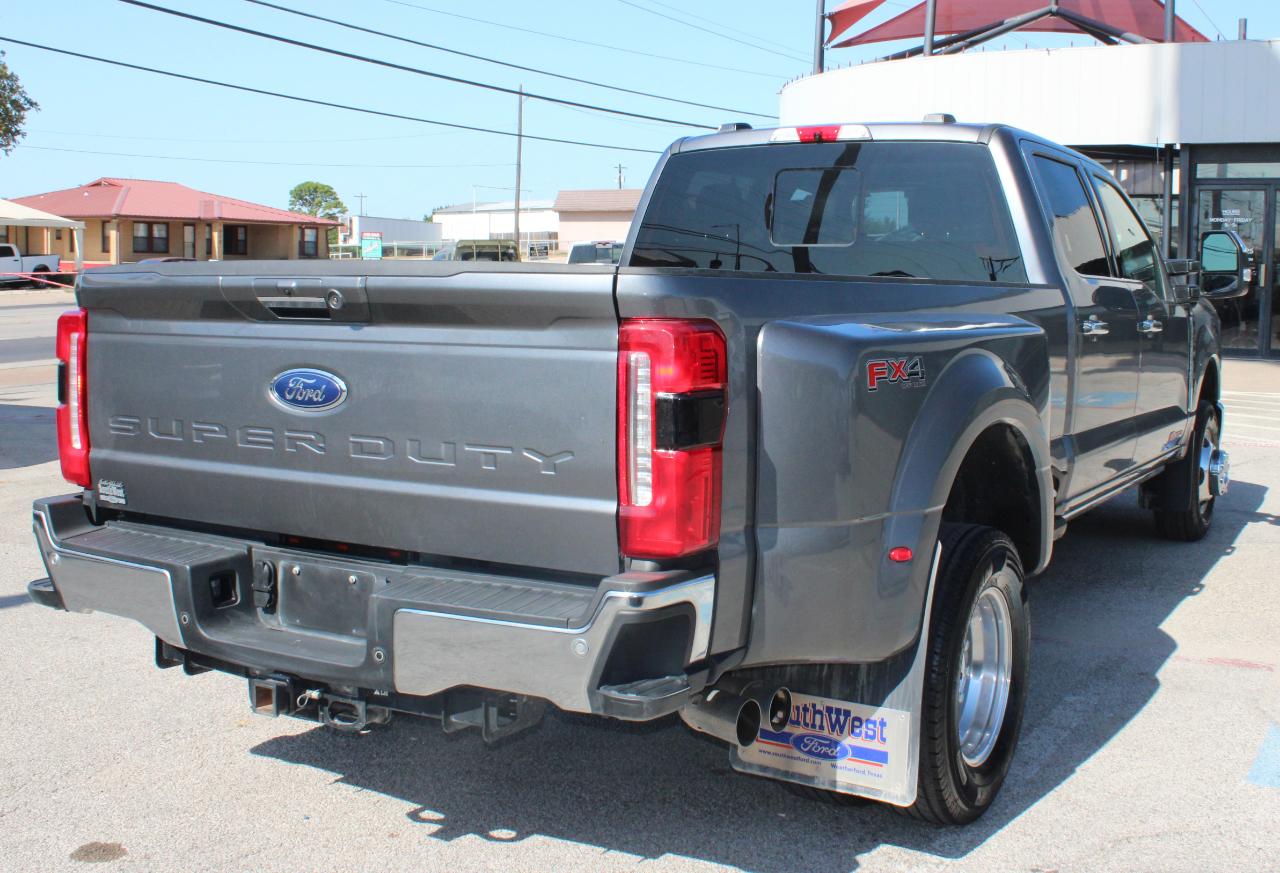 Ford F-350 SD Lariat Crew Cab Long Bed DRW 4WD 2024