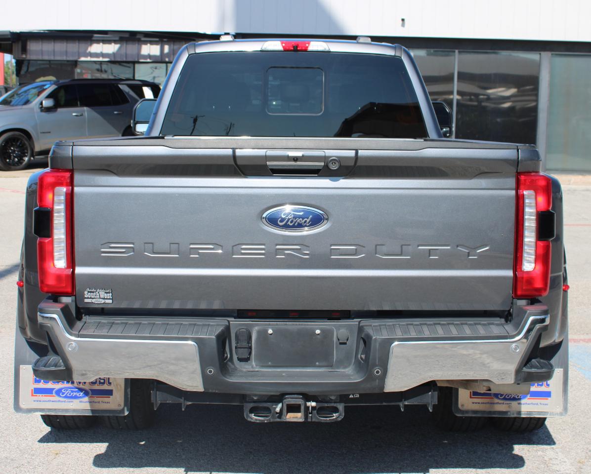 Ford F-350 SD Lariat Crew Cab Long Bed DRW 4WD 2024