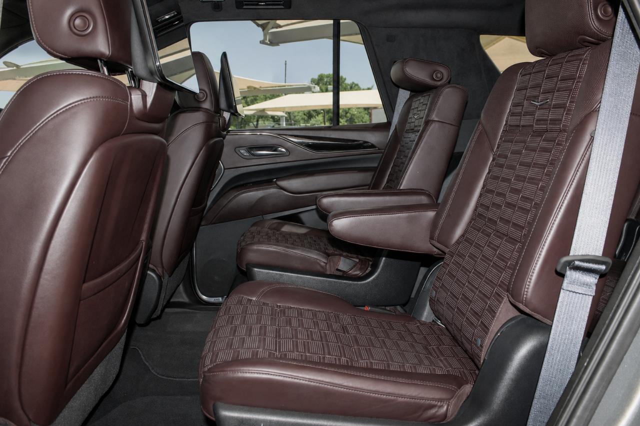 Cadillac Escalade Premium Luxury Platinum AWD 2021
