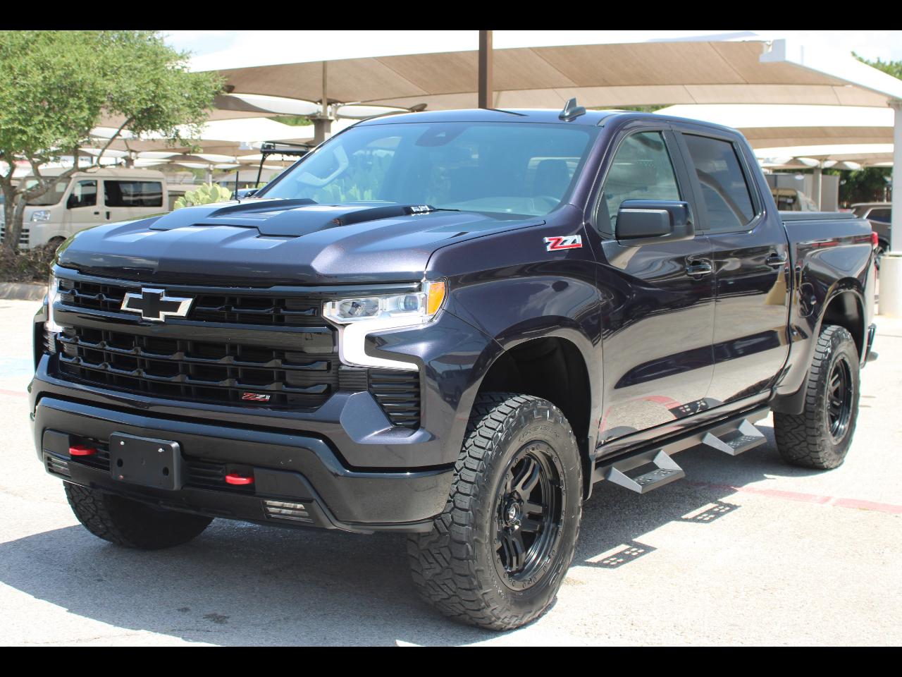 Chevrolet Silverado 1500 Trail Boss LT Crew Cab 4WD 2023