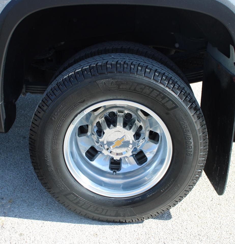 Chevrolet Silverado 3500HD High Country Crew Cab Long Box DRW 4WD 2025