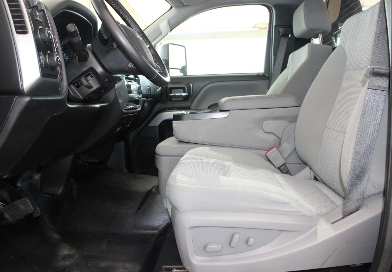 Chevrolet Silverado Medium Duty  2024