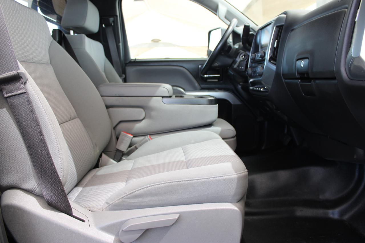 Chevrolet Silverado Medium Duty  2024