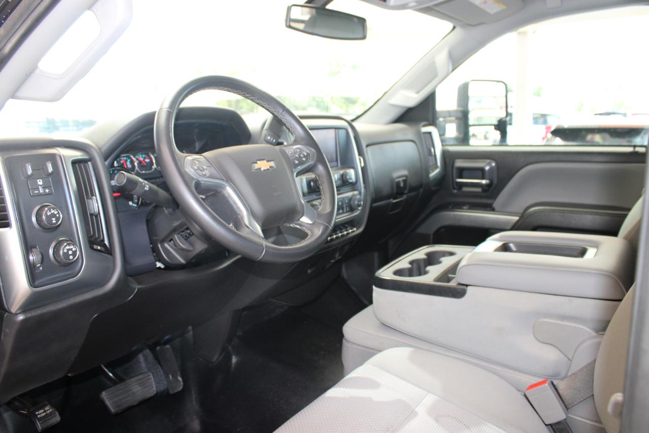 Chevrolet Silverado Medium Duty  2024