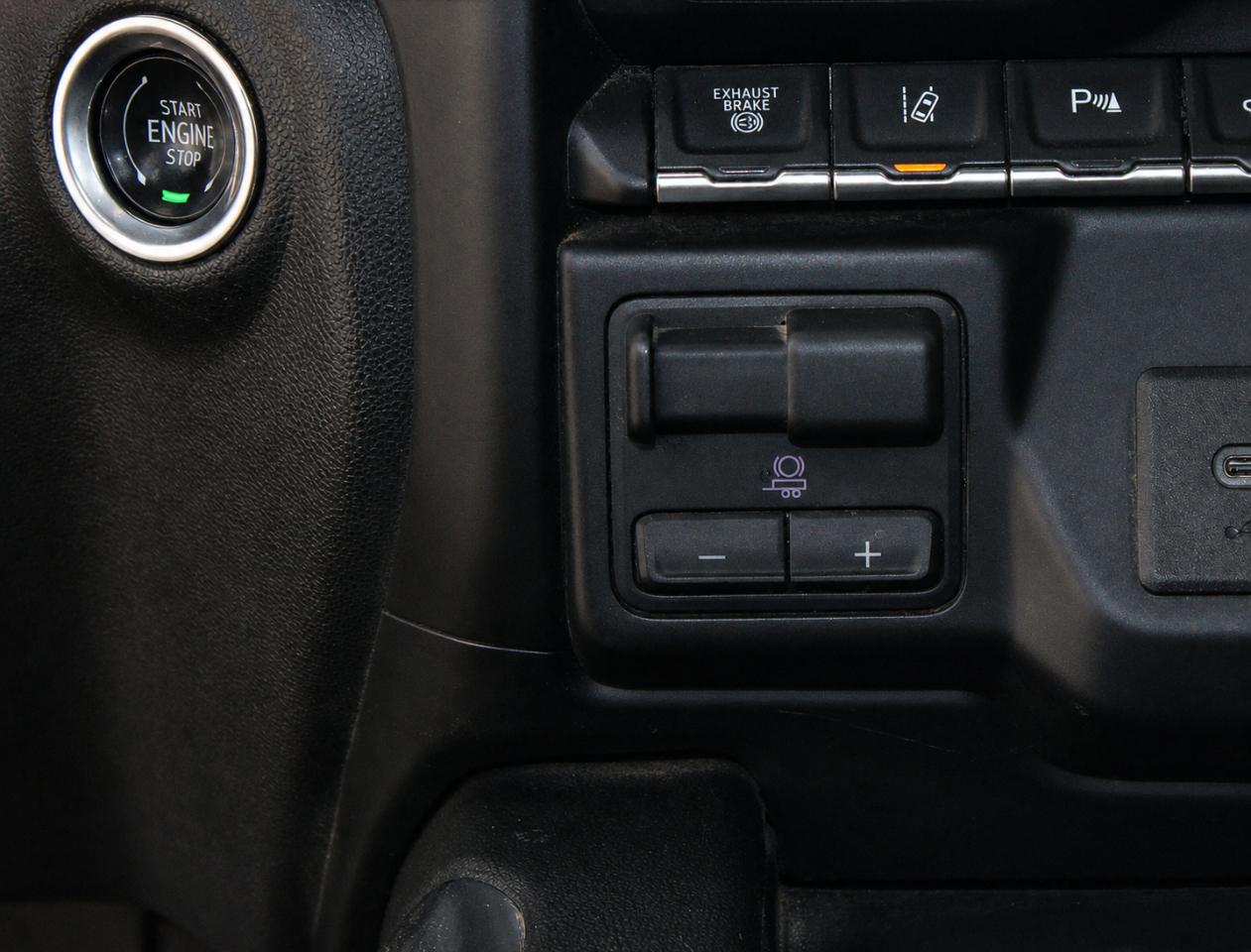 Chevrolet Silverado 2500HD LTZ Crew Cab Long Box 4WD 2020