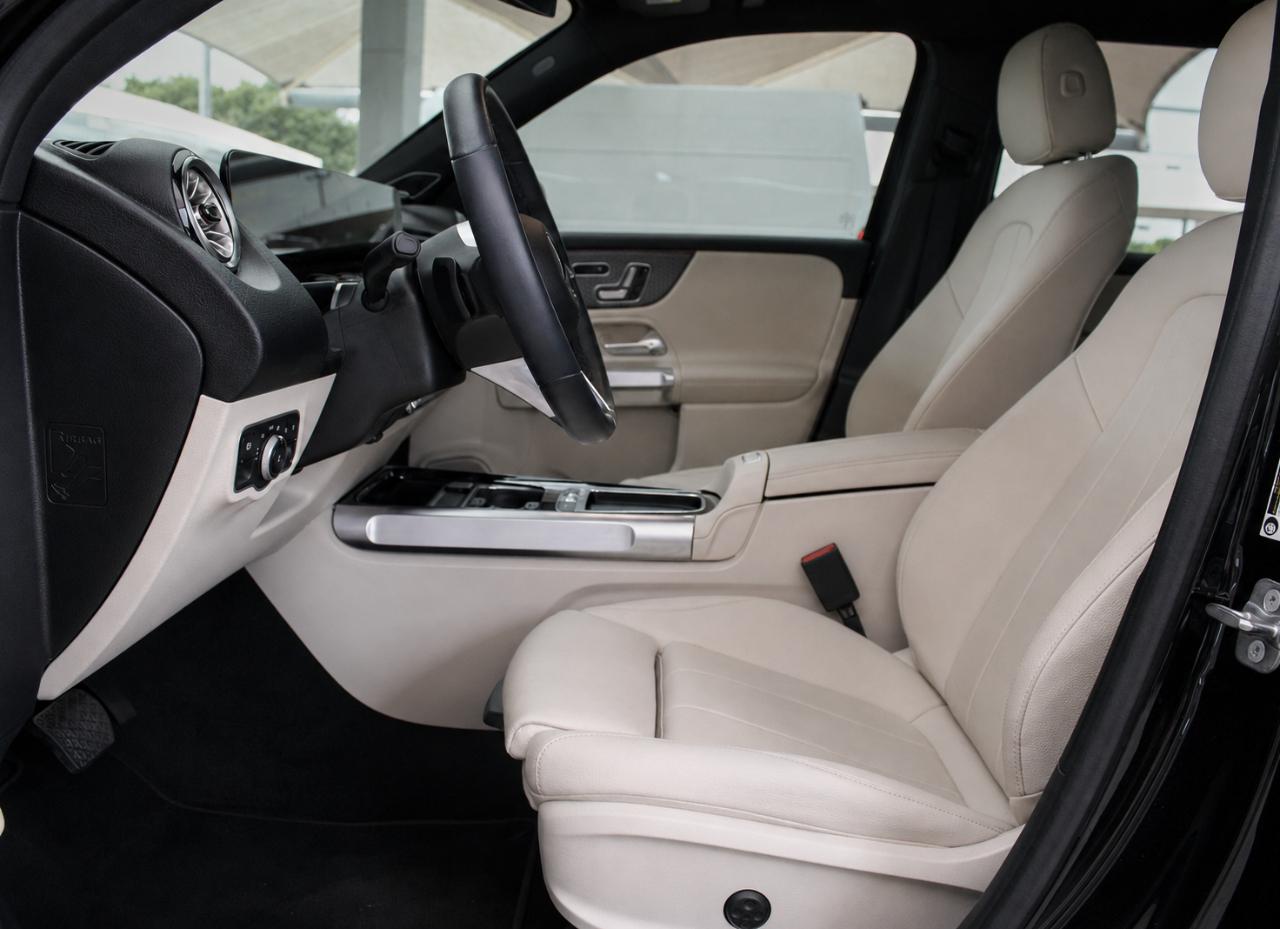 Mercedes-Benz GLB-Class GLB 250 2025