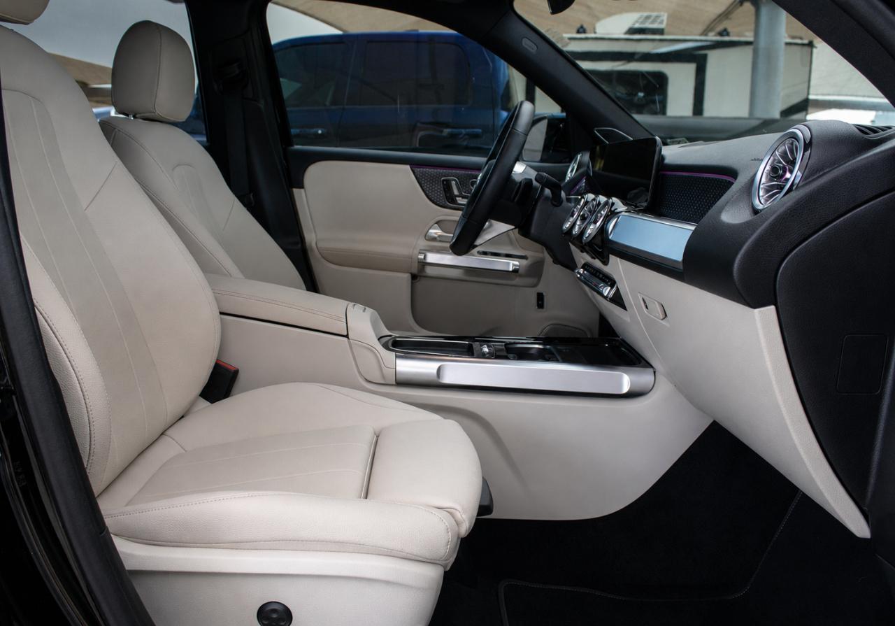 Mercedes-Benz GLB-Class GLB 250 2025