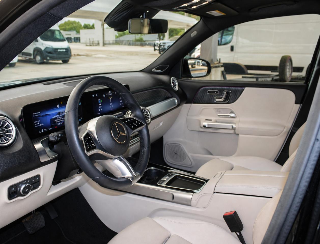Mercedes-Benz GLB-Class GLB 250 2025