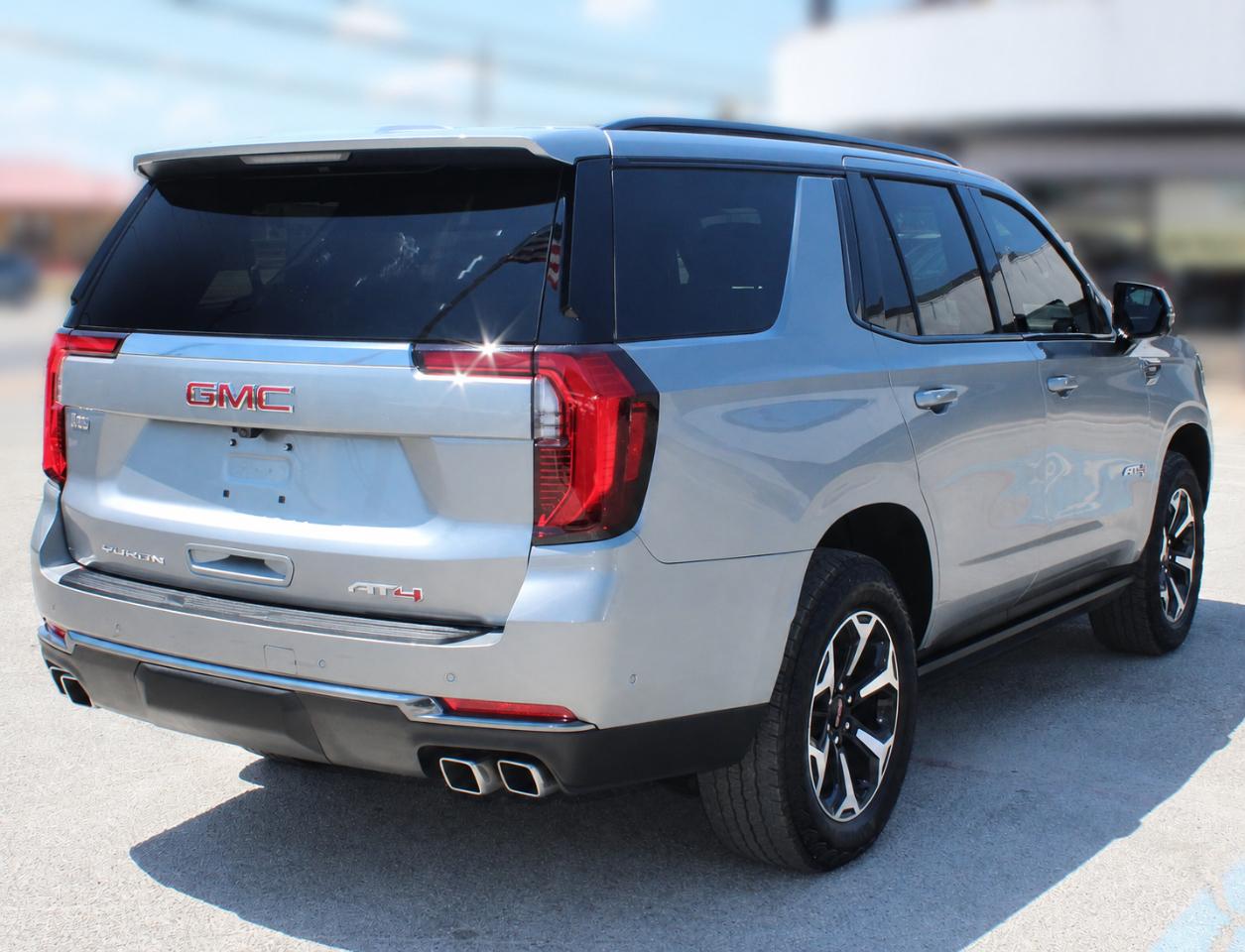 GMC Yukon AT4 4WD 2025