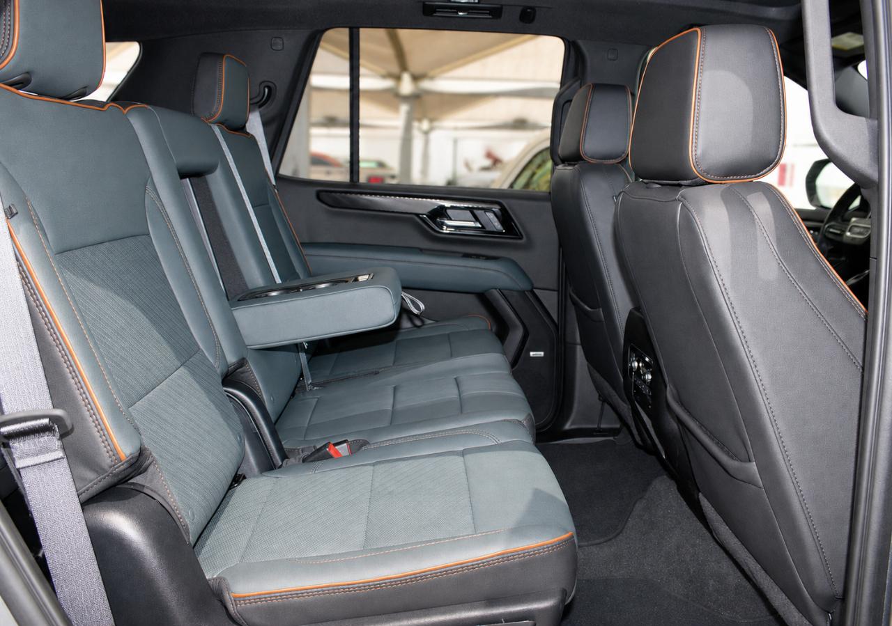GMC Yukon AT4 4WD 2025