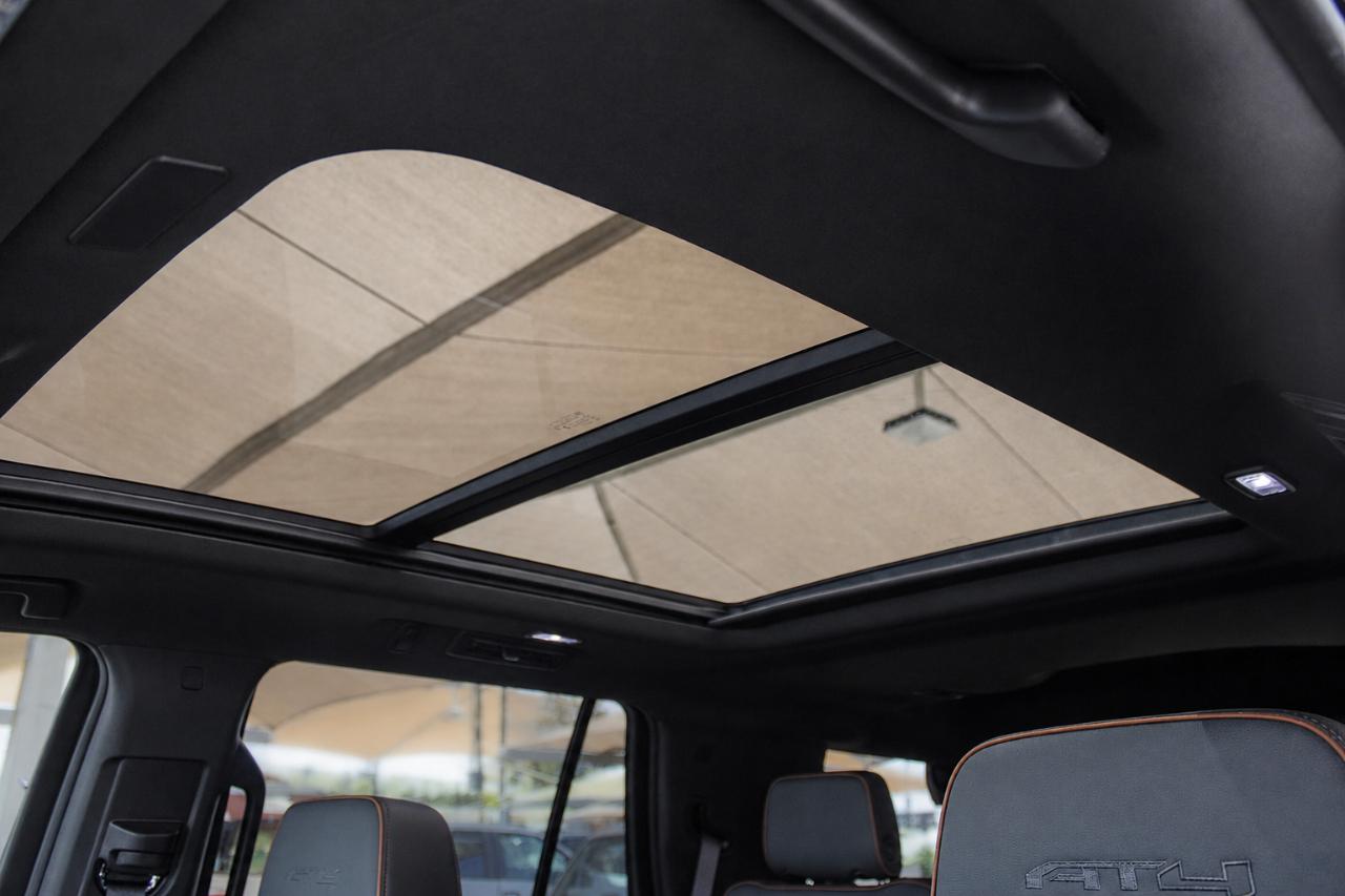 GMC Yukon AT4 4WD 2025